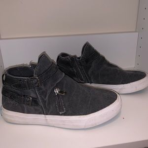 Gray Blowfish Malibu Casual Sneakers!!